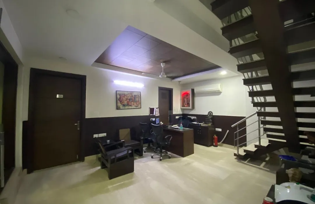 Sheesh Mahal Bed & Breakfast-1