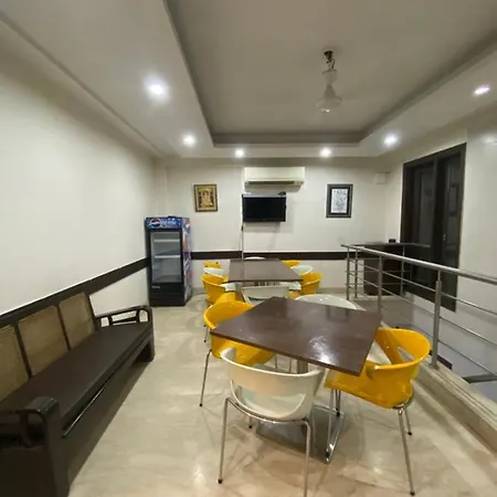 Sheesh Mahal Bed & Breakfast-2